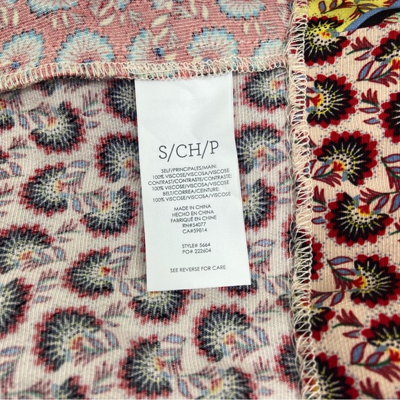 Cabi Poet BOHO Patchwork Kimono Style Duster Tie Closure Pockets. Size small - Picture 9 of 11